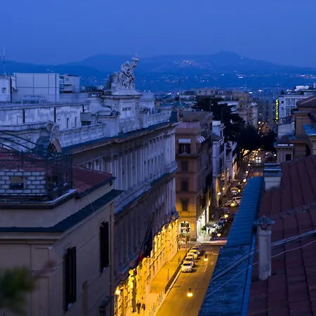 Marcella Royal Hotel - Rooftop Garden-3